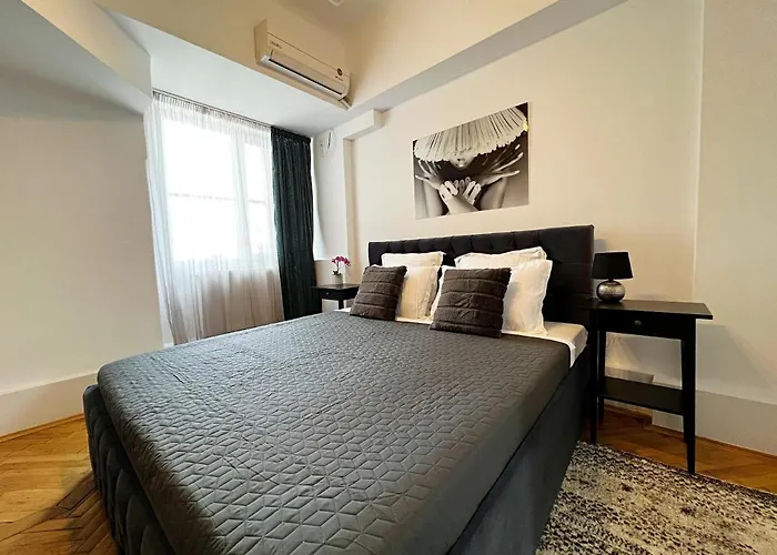 View - Luxury - Sanador Victoriei Апартаменти Бухарест